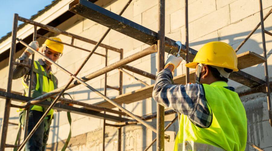 Professional residential roofers in Graettinger, IA